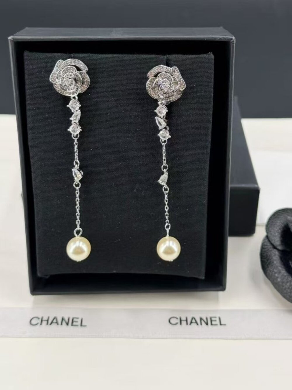 Chanel earrings - Picture 3 of 6